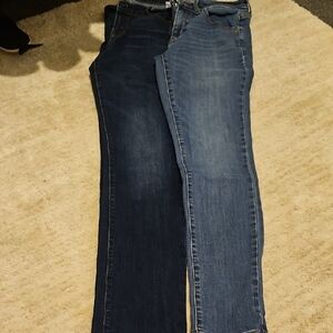 Sonoma Women's Straight Leg Jeans  Light Blue And Old Navy Straight Leg Size 6